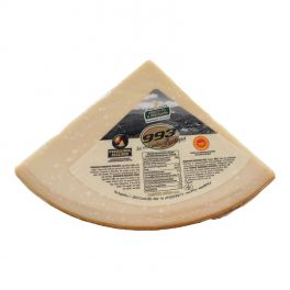 Parmigiano Reggiano Cheese. 24 months. Parma, Italy 7oz – Chef Lippe Shop